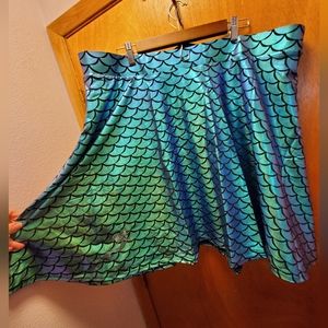 EUC Torrid size 3 Ariel Little Mermaid skater skirt